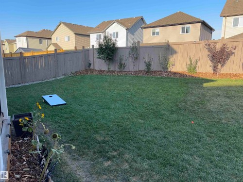 6105 17A Avenue, Edmonton, AB - Outdoor