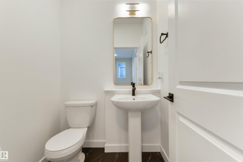 13 Cobblestone Gate, Spruce Grove, AB - Indoor Photo Showing Bathroom
