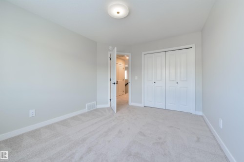 13 Cobblestone Gate, Spruce Grove, AB - Indoor Photo Showing Other Room