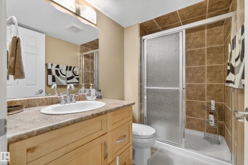 37 Leonard Drive, St. Albert, AB - Indoor Photo Showing Bathroom