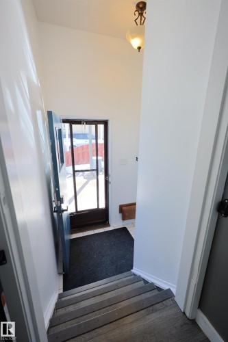 37 Armstrong Crescent, Leduc, AB - Indoor Photo Showing Other Room