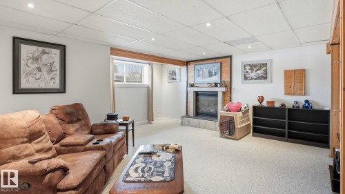 5107 57 Avenue, Stony Plain, AB - Indoor With Fireplace