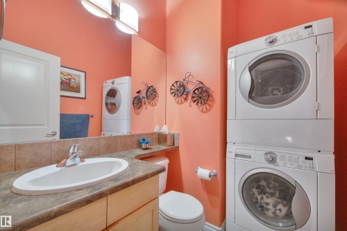 Main Floor Bathroom With Main Floor Laundry - 9555 73 Avenue, Edmonton, AB - Indoor Photo Showing Laundry Room