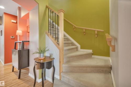 9555 73 Avenue, Edmonton, AB - Indoor Photo Showing Other Room