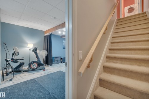 9555 73 Avenue, Edmonton, AB - Indoor Photo Showing Other Room