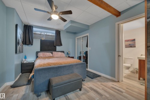 9555 73 Avenue, Edmonton, AB - Indoor Photo Showing Bedroom