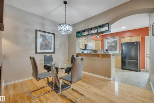 9555 73 Avenue, Edmonton, AB - Indoor Photo Showing Dining Room