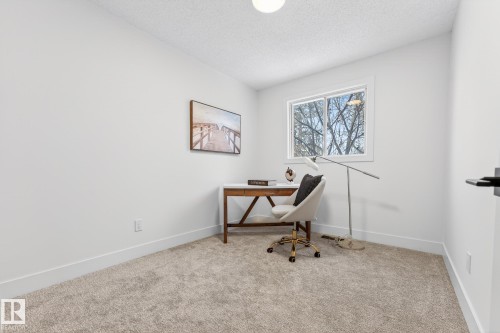 7924 157 Avenue, Edmonton, AB - Indoor