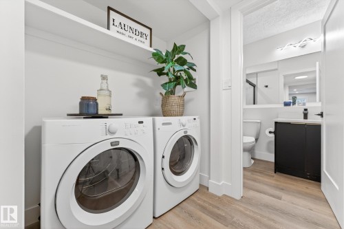 7924 157 Avenue, Edmonton, AB - Indoor Photo Showing Laundry Room