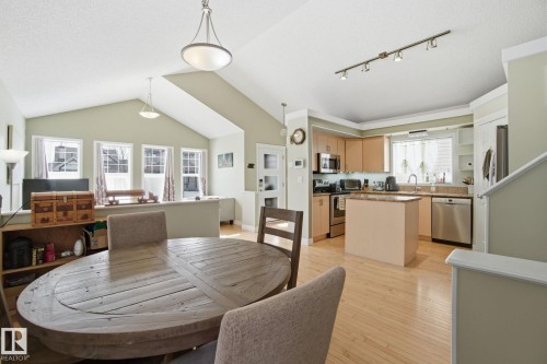 14048 151 Avenue, Edmonton, AB - Indoor Photo Showing Dining Room