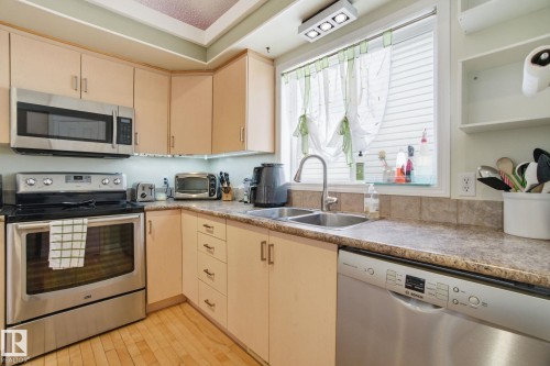 14048 151 Avenue, Edmonton, AB - Indoor Photo Showing Kitchen With Double Sink