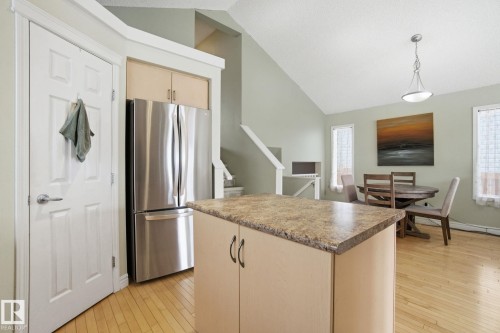14048 151 Avenue, Edmonton, AB - Indoor Photo Showing Kitchen