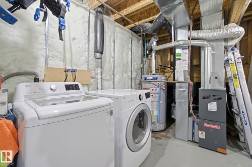 14048 151 Avenue, Edmonton, AB - Indoor Photo Showing Laundry Room