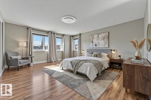 6159 12 Avenue, Edmonton, AB - Indoor Photo Showing Bedroom