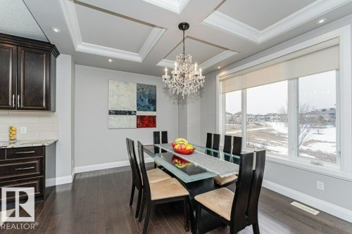 610 Albany Way, Edmonton, AB - Indoor Photo Showing Dining Room