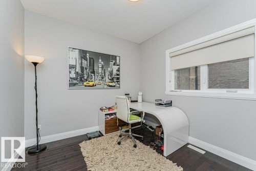 610 Albany Way, Edmonton, AB - Indoor Photo Showing Office