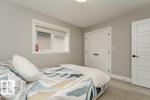 610 Albany Way, Edmonton, AB - Indoor Photo Showing Bedroom
