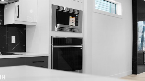 11706 126 Street, Edmonton, AB - Indoor