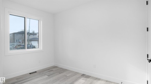 11706 126 Street, Edmonton, AB - Indoor Photo Showing Other Room