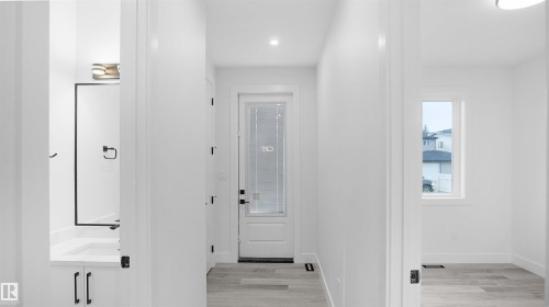 11706 126 Street, Edmonton, AB - Indoor Photo Showing Other Room