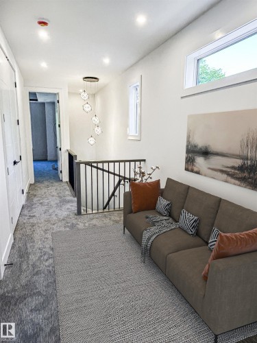 11706 126 Street, Edmonton, AB - Indoor Photo Showing Other Room