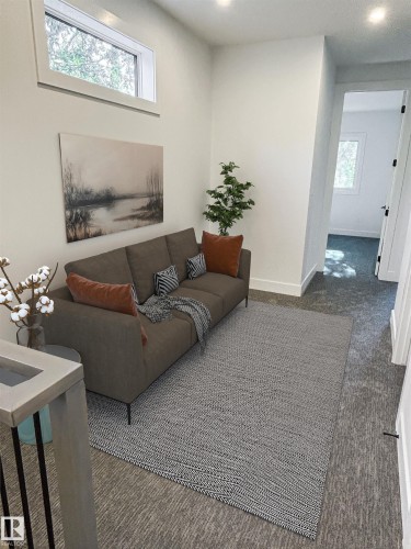 11706 126 Street, Edmonton, AB - Indoor