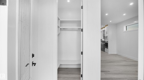 11706 126 Street, Edmonton, AB - Indoor Photo Showing Other Room