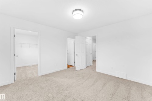 1216 13 Avenue, Edmonton, AB - Indoor Photo Showing Other Room