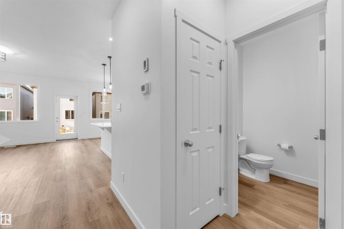 1216 13 Avenue, Edmonton, AB - Indoor Photo Showing Other Room