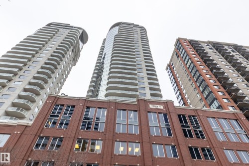 2004 10152 104 Street, Edmonton, AB - Outdoor With Facade