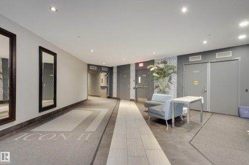 2004 10152 104 Street, Edmonton, AB - Indoor Photo Showing Other Room