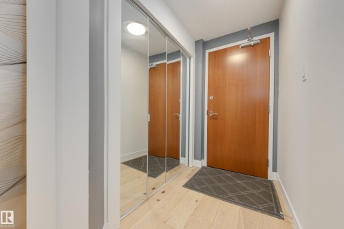 2004 10152 104 Street, Edmonton, AB - Indoor Photo Showing Other Room