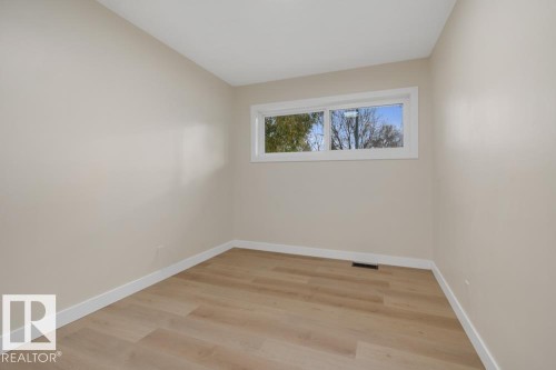 15022 86 Avenue, Edmonton, AB - Indoor Photo Showing Other Room
