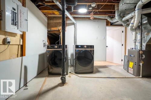 15022 86 Avenue, Edmonton, AB - Indoor Photo Showing Laundry Room
