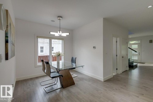 11045 85 Avenue, Edmonton, AB - Indoor Photo Showing Dining Room