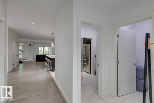 11045 85 Avenue, Edmonton, AB - Indoor Photo Showing Other Room