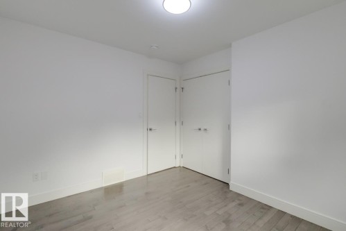 11045 85 Avenue, Edmonton, AB - Indoor Photo Showing Other Room