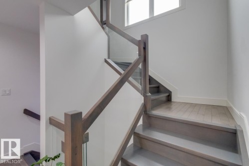 11045 85 Avenue, Edmonton, AB - Indoor Photo Showing Other Room