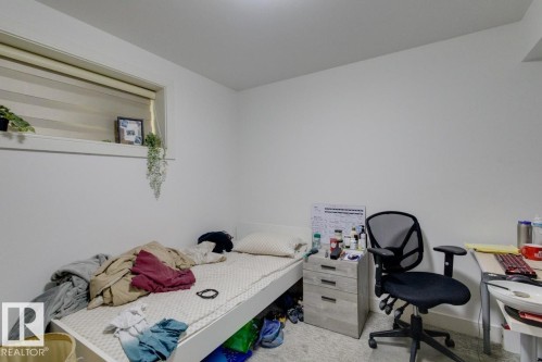 11045 85 Avenue, Edmonton, AB - Indoor