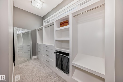 4129 Cameron Heights Point, Edmonton, AB - Indoor