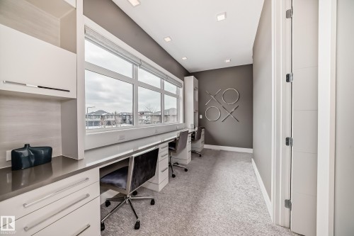 4129 Cameron Heights Point, Edmonton, AB - Indoor Photo Showing Other Room