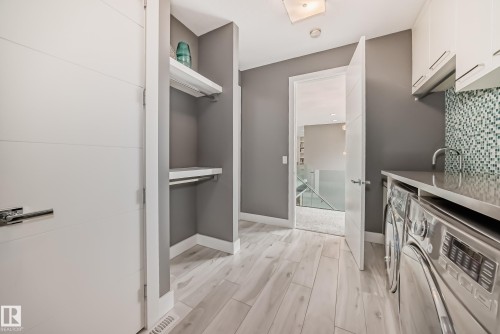 4129 Cameron Heights Point, Edmonton, AB - Indoor Photo Showing Other Room