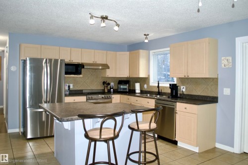 5146 54 Avenue, Redwater, AB - Indoor Photo Showing Kitchen