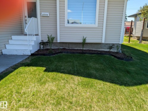 5146 54 Avenue, Redwater, AB - Outdoor With Exterior