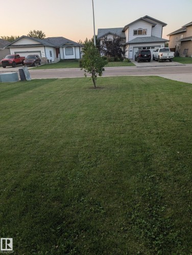 5146 54 Avenue, Redwater, AB - Outdoor