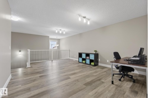 12152 172 Avenue, Edmonton, AB - Indoor Photo Showing Office