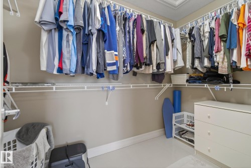 12152 172 Avenue, Edmonton, AB - Indoor With Storage