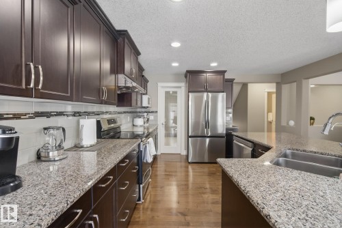 12152 172 Avenue, Edmonton, AB - Indoor Photo Showing Kitchen With Double Sink With Upgraded Kitchen