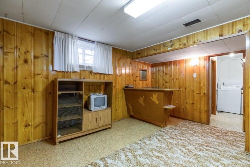 9280 77 Street, Edmonton, AB - Indoor