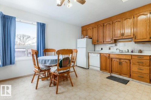 9280 77 Street, Edmonton, AB - Indoor Photo Showing Kitchen